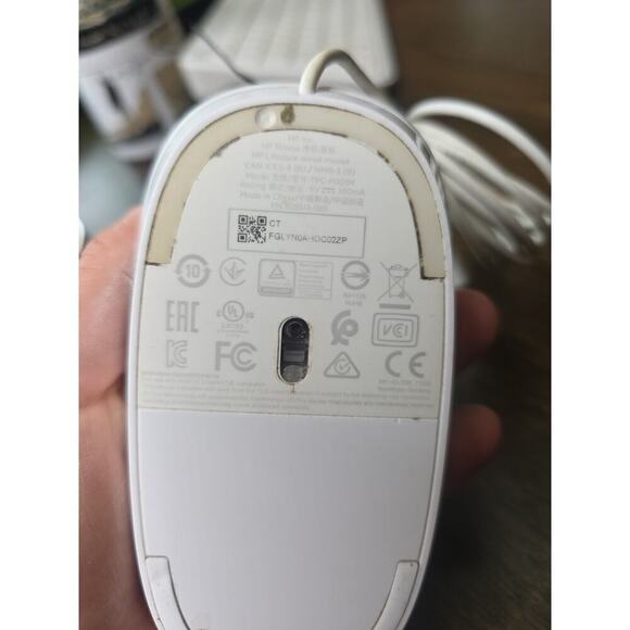 HP White Lifestyle White Wired USB Optical Mouse MODEL TPC-P001M 2 Button Scroll - Picture 13 of 16